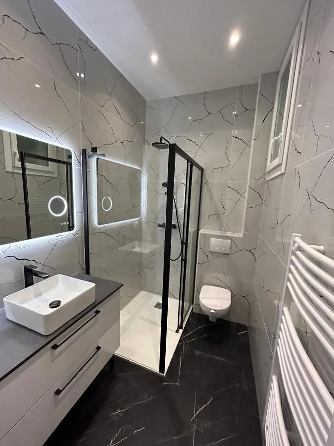 Ferienwohnung Luxury Monaco ! 7 Mins Walk To Casino Square ! 15 Secondes To Monaco !! Beausoleil Frankreich